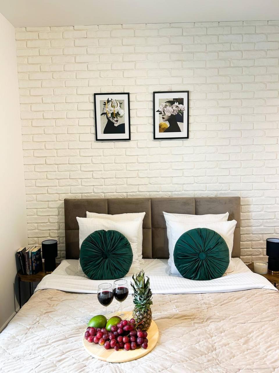 Lumina Luxury 3-Rooms Apartments With Parking 罗兹 外观 照片