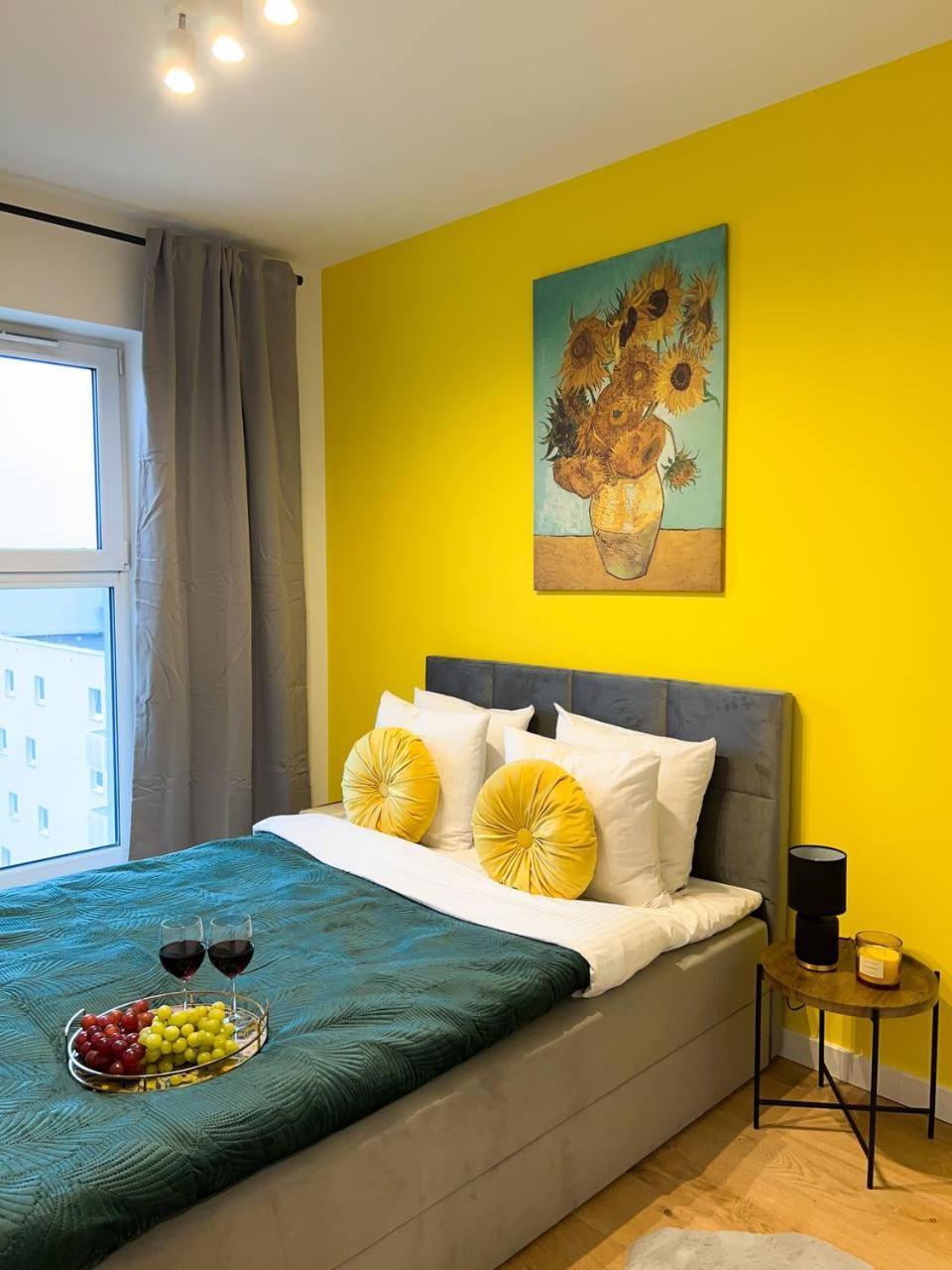 Lumina Luxury 3-Rooms Apartments With Parking 罗兹 外观 照片
