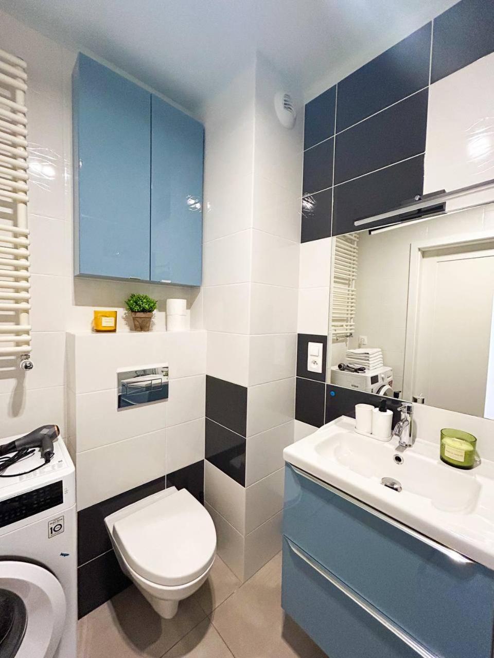 Lumina Luxury 3-Rooms Apartments With Parking 罗兹 外观 照片